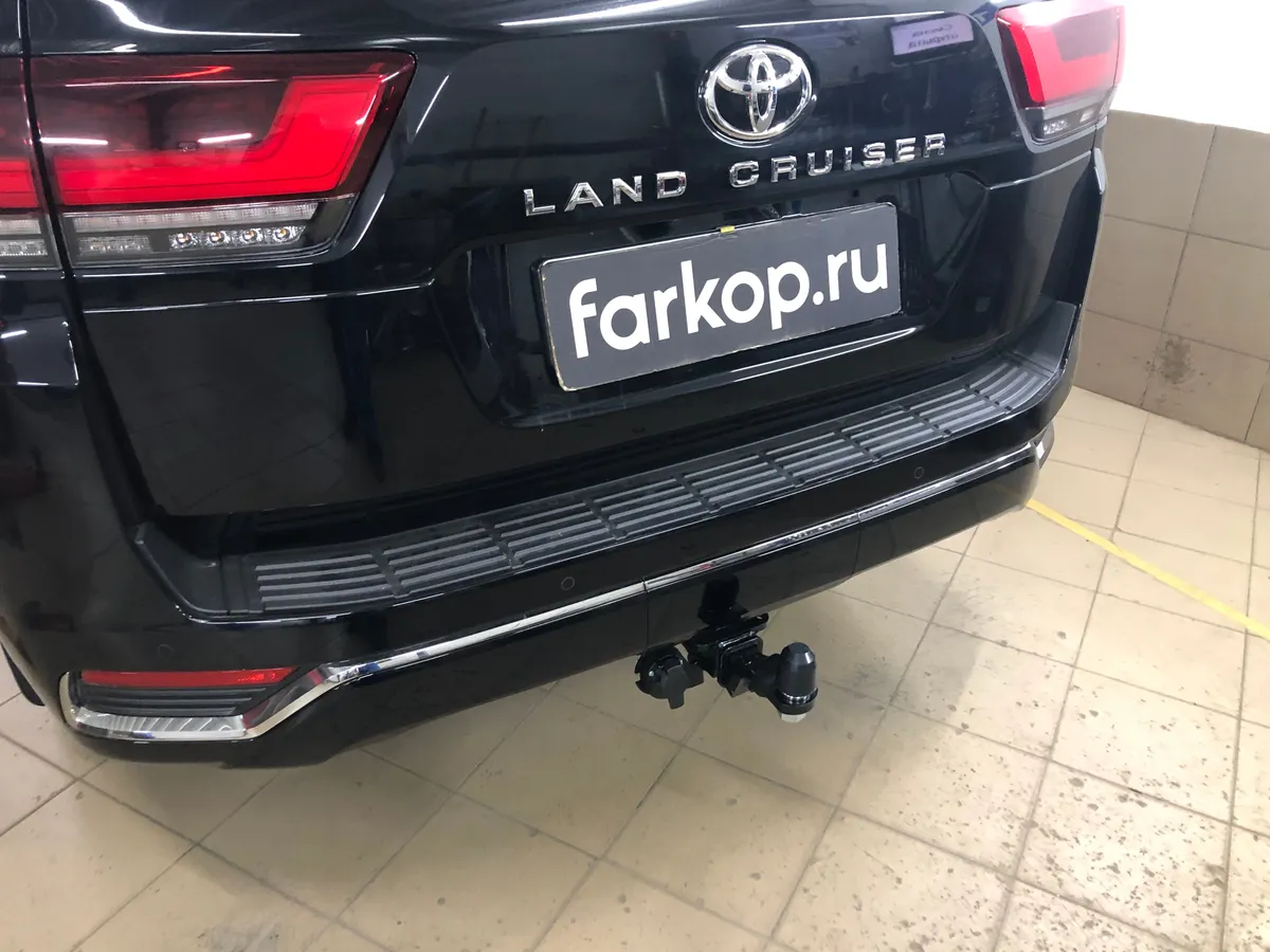 Фаркоп TowRus для Toyota Land Cruiser J300 2021- 249506 в Ижевск Фаркоп TowRus для Toyota Land Cruiser J300 2021- 249506 в Ижевск
