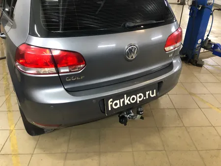 Фаркоп Galia для Volkswagen Golf 2008-2013 A038C в Ижевск