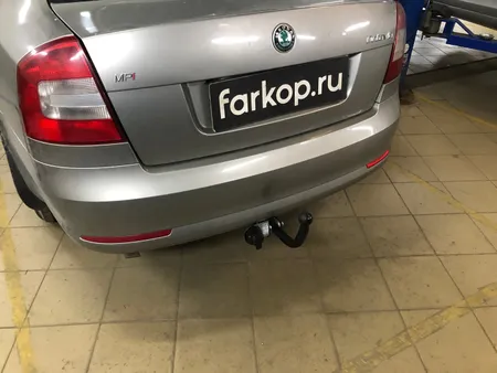 Фаркоп Лидер Плюс для Skoda Octavia 2008-2013 (только лифтбек) S106-A в Ижевск