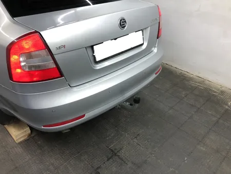 Фаркоп Galia для Skoda Octavia (лифтбек, универсал, вкл. Scout) 2005-2013 S086C в Ижевск