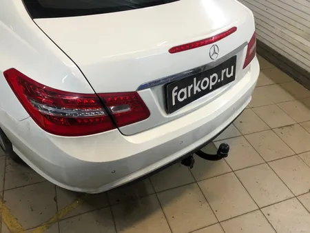 Фаркоп Steinhof для Mercedes E-class (купе) 2009-2016 M-150 в Ижевск