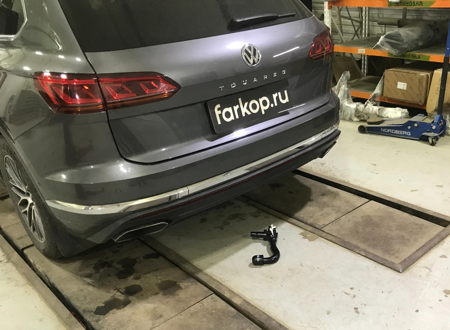 Установили фаркоп Oris для Volkswagen Touareg 2020 г. Установили фаркоп Oris для Volkswagen Touareg 2020 г.